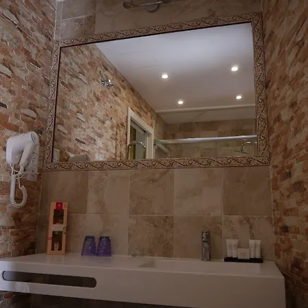 Hotel Maravillas Del Mundo